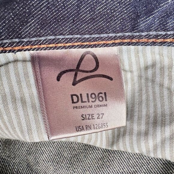 DL1961 Sally Straight Leg Jean Size 27 - Picture 9 of 11